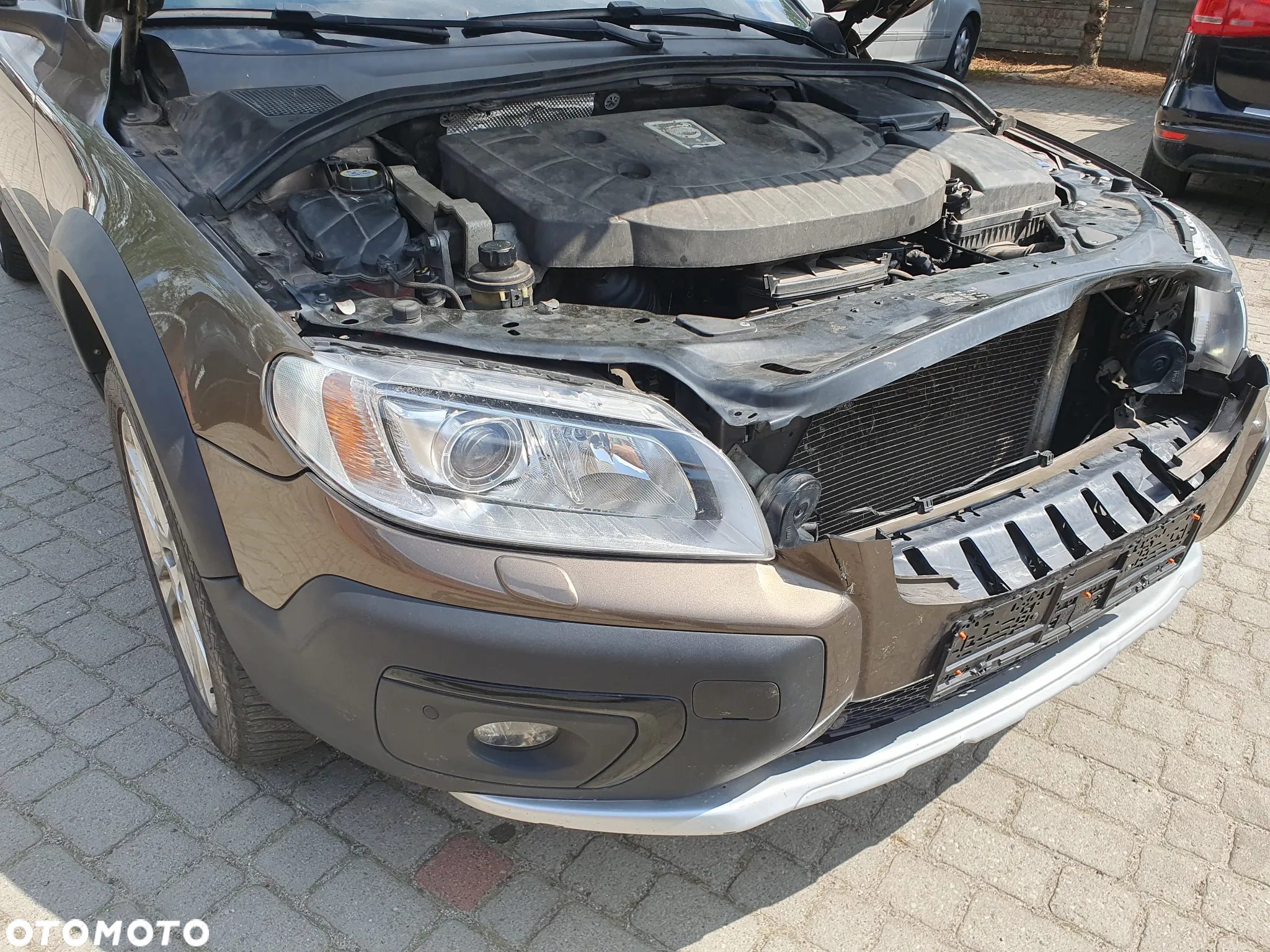 Volvo XC 70 D5 AWD Dynamic Summum - 6