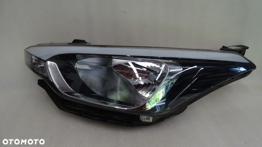 HYUNDAI I20 II - lampa przednia lewa - 1