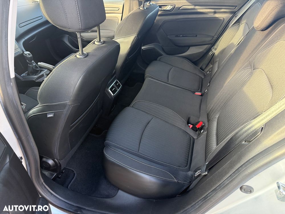 Renault Megane ENERGY dCi 110 INTENS - 12