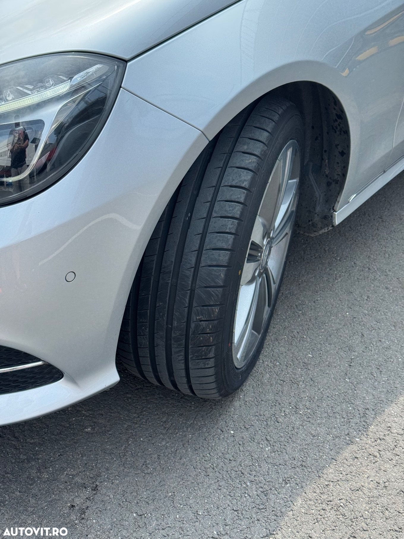 Mercedes-Benz E 300 T BlueTEC HYBRID 7G-TRONIC - 16