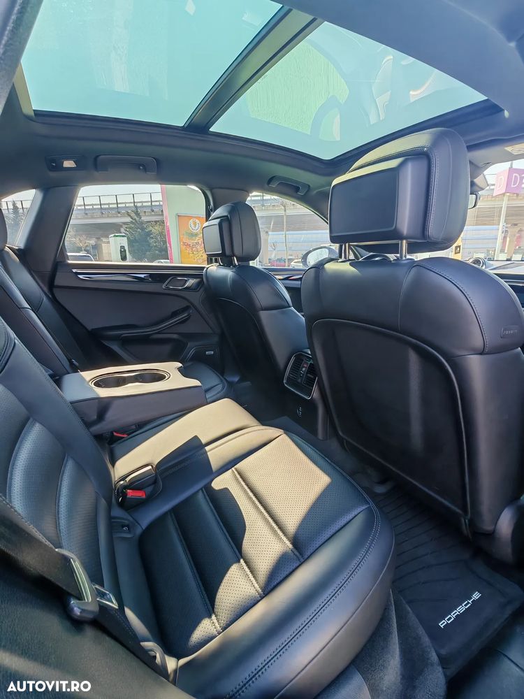 Porsche Macan - 9