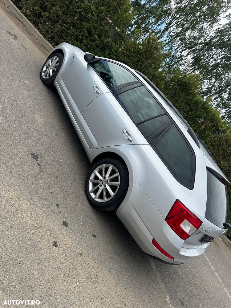 Skoda Octavia 2.0 TDI (Green tec) DSG Joy - 6