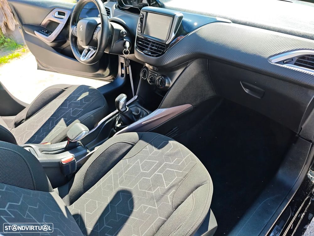 Peugeot 2008 1.2 PureTech Allure - 7