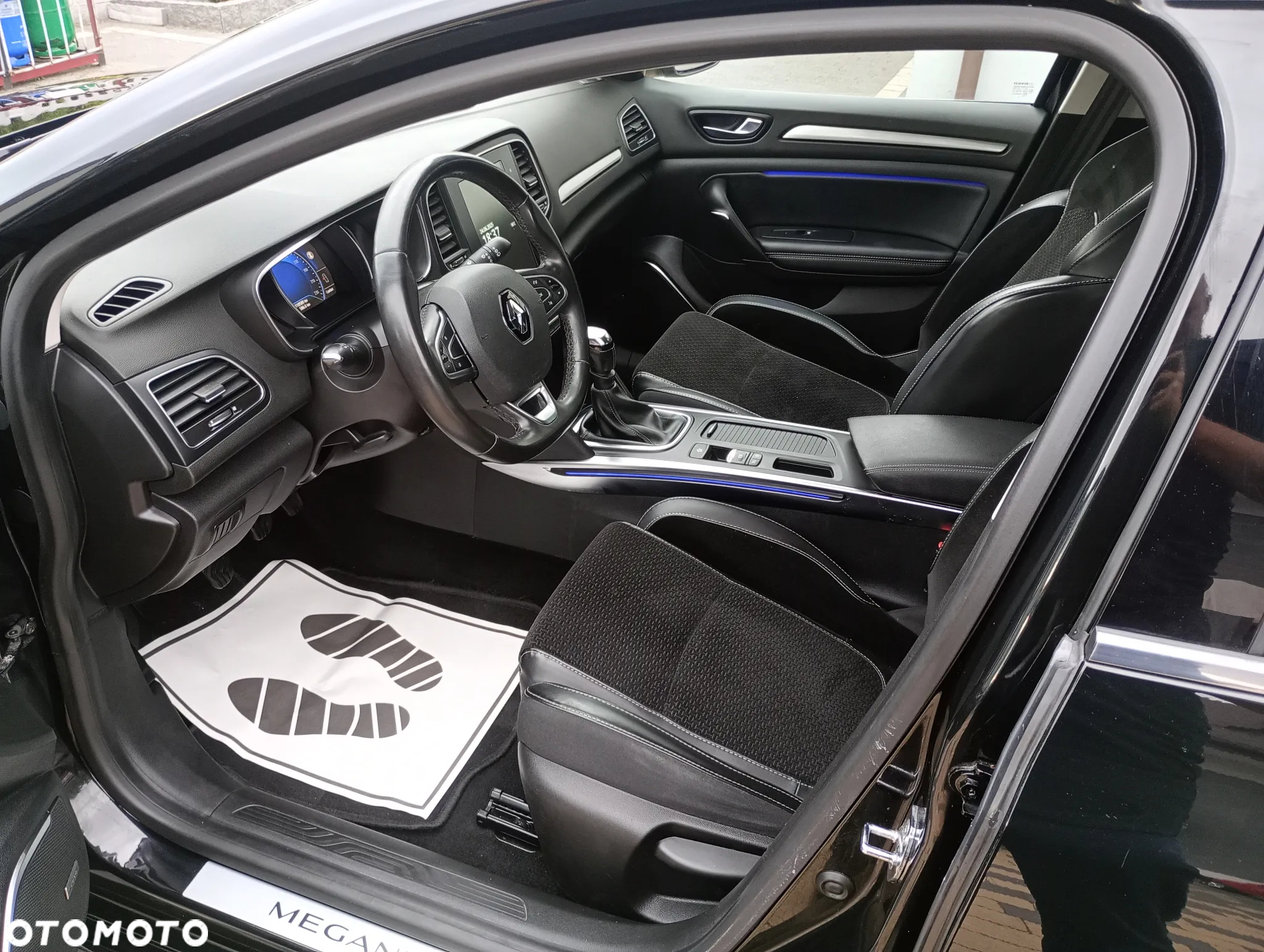 Renault Megane 1.6 dCi Bose - 8