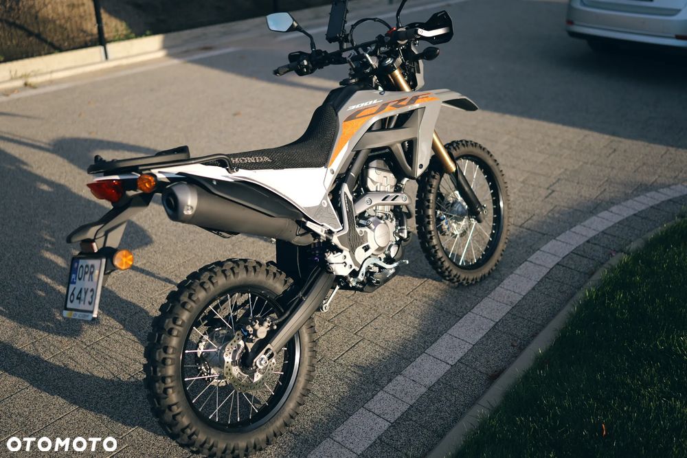 Honda CRF - 7