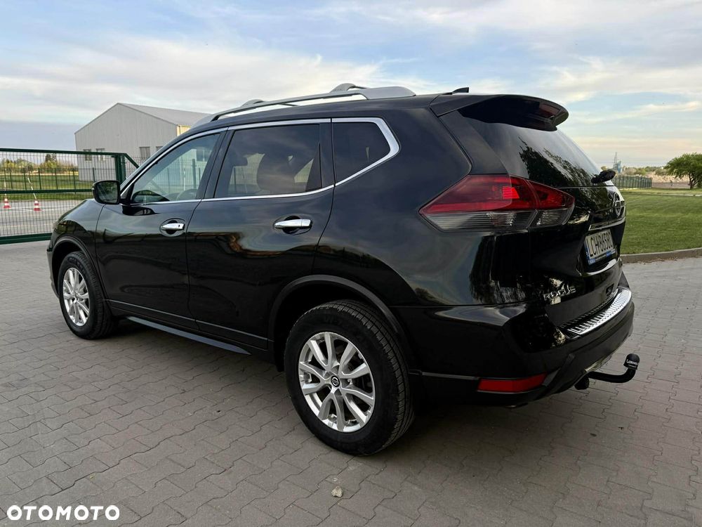 Nissan Rogue - 2