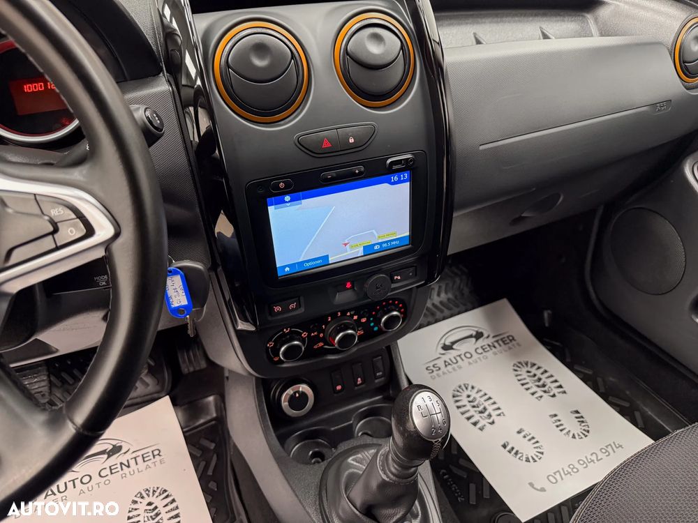 Dacia Duster 1.6 SCe 4WD SL Orange - 25