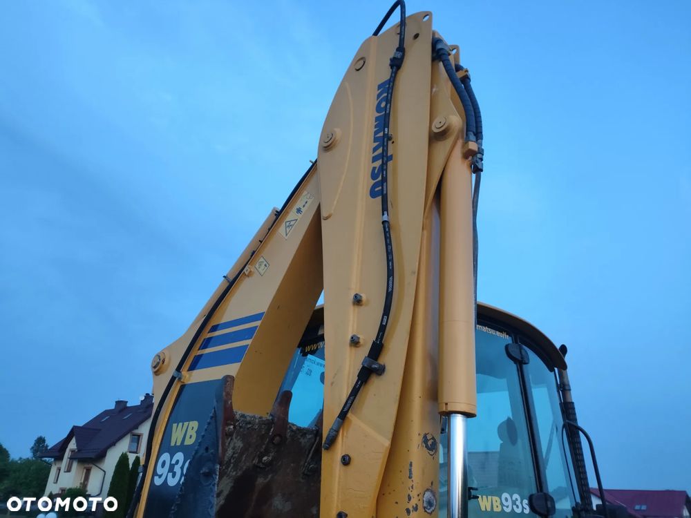 Komatsu WB93 S5 / RÓWNE KOŁA / SPROWADZONA / KOPARKO-ŁADOWARKA / - 19