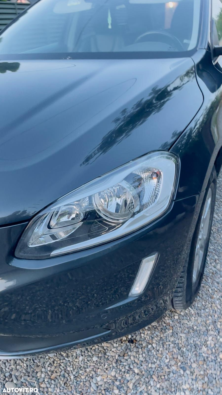 Volvo XC 60 - 3