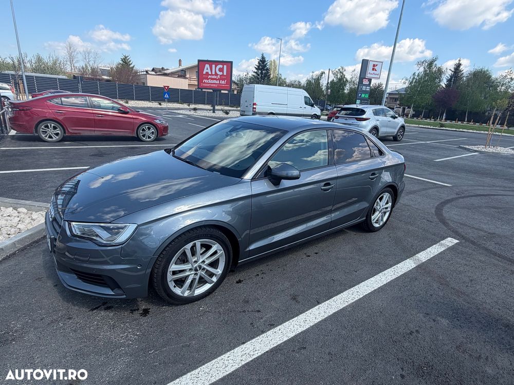 Audi A3 2.0 TDI clean Stronic Ambiente - 1