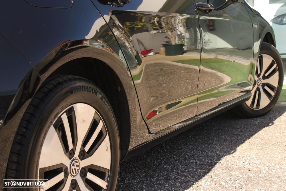 VW e-Golf AC/DC - 23