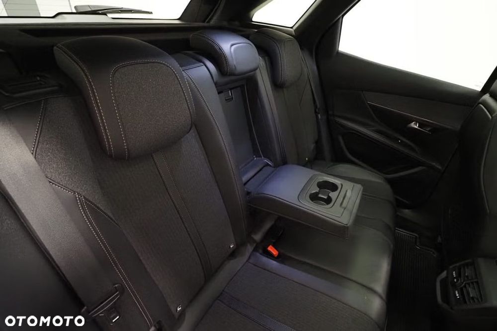Peugeot 3008 BlueHDi 130 Stop & Start EAT8 Allure - 8