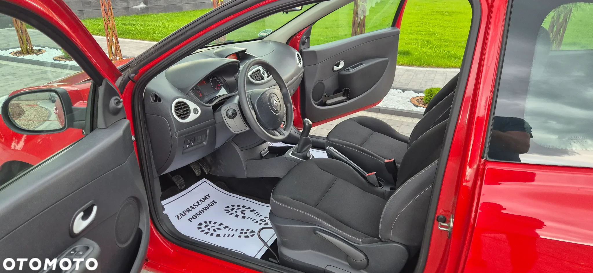 Renault Clio - 7