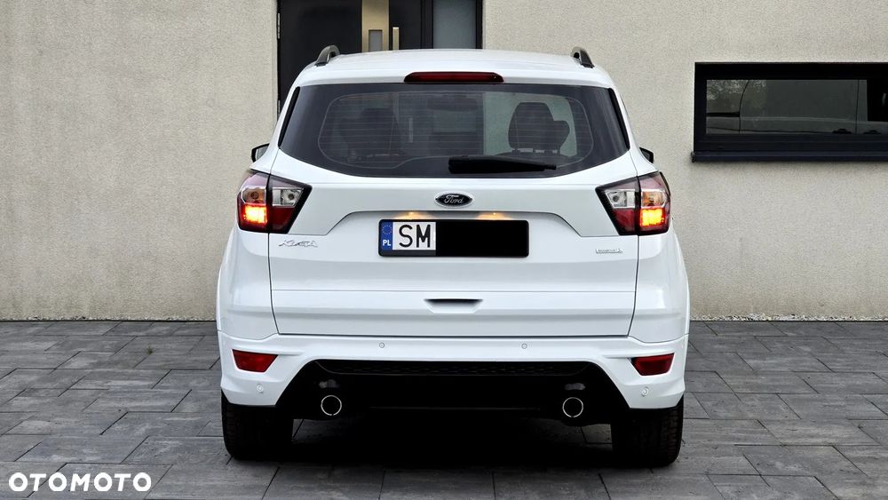 Ford Kuga 1.5 EcoBoost 2x4 ST-Line - 15
