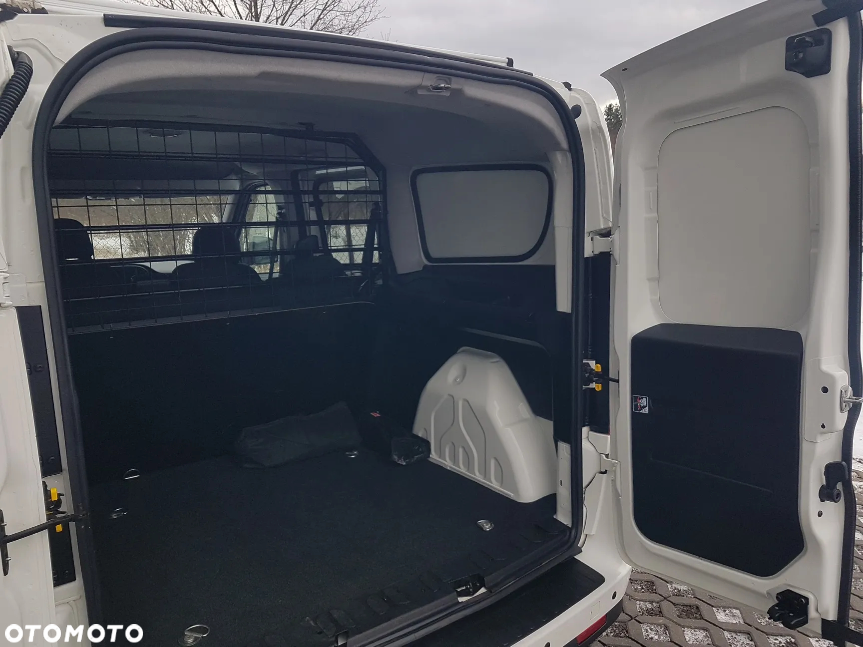 Fiat Doblo 1.6 Multijet 16V Easy - 24