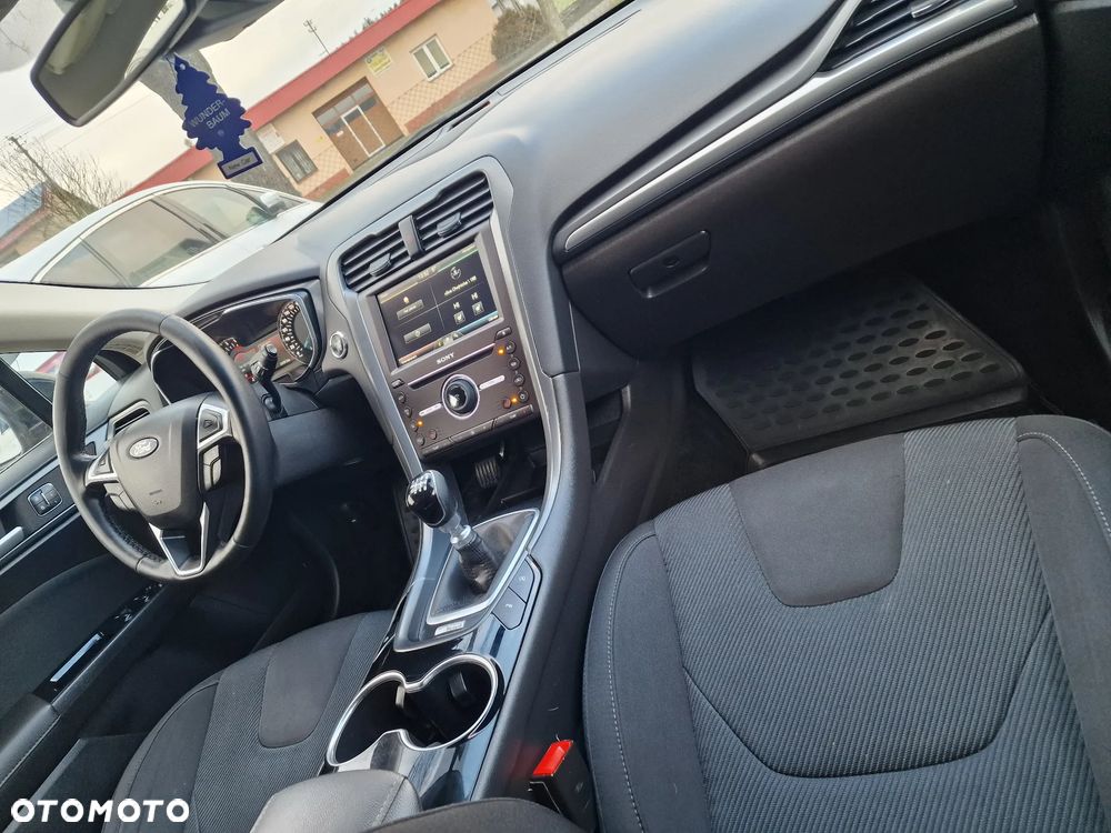 Ford Mondeo 2.0 TDCi Titanium - 4