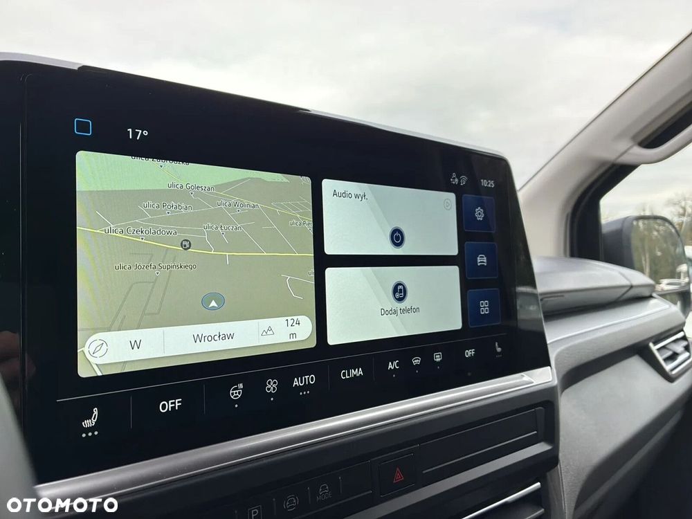 Volkswagen Caravelle - 22