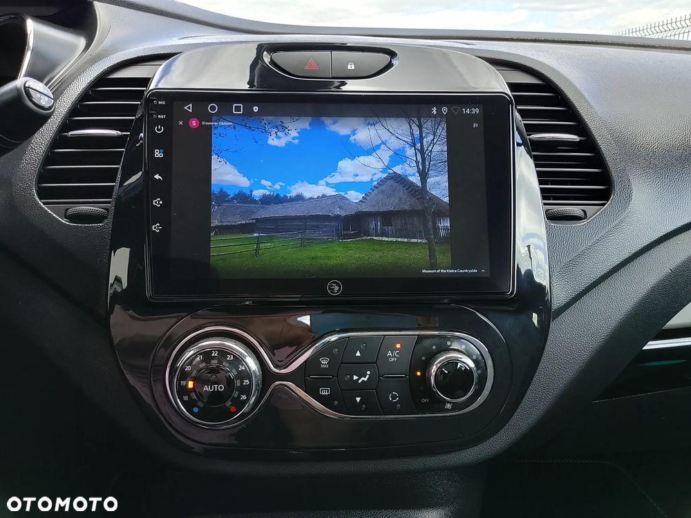 Renault Captur - 23