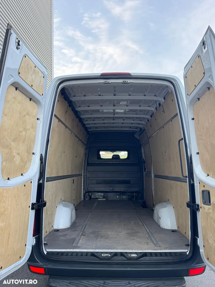 Mercedes-Benz Sprinter - 17