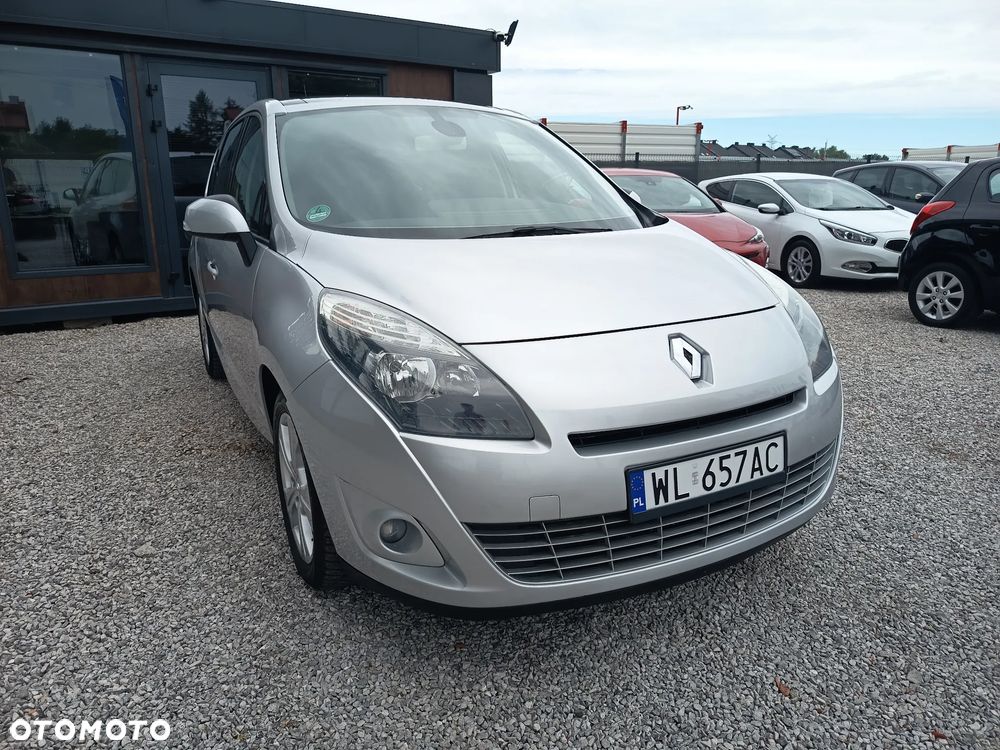 Renault Grand Scenic 2.0 16V 140 CVT Dynamique - 8