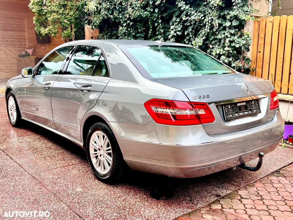 Mercedes-Benz E 220 BlueTEC BlueEFFICIENCY Edition Elegance - 3