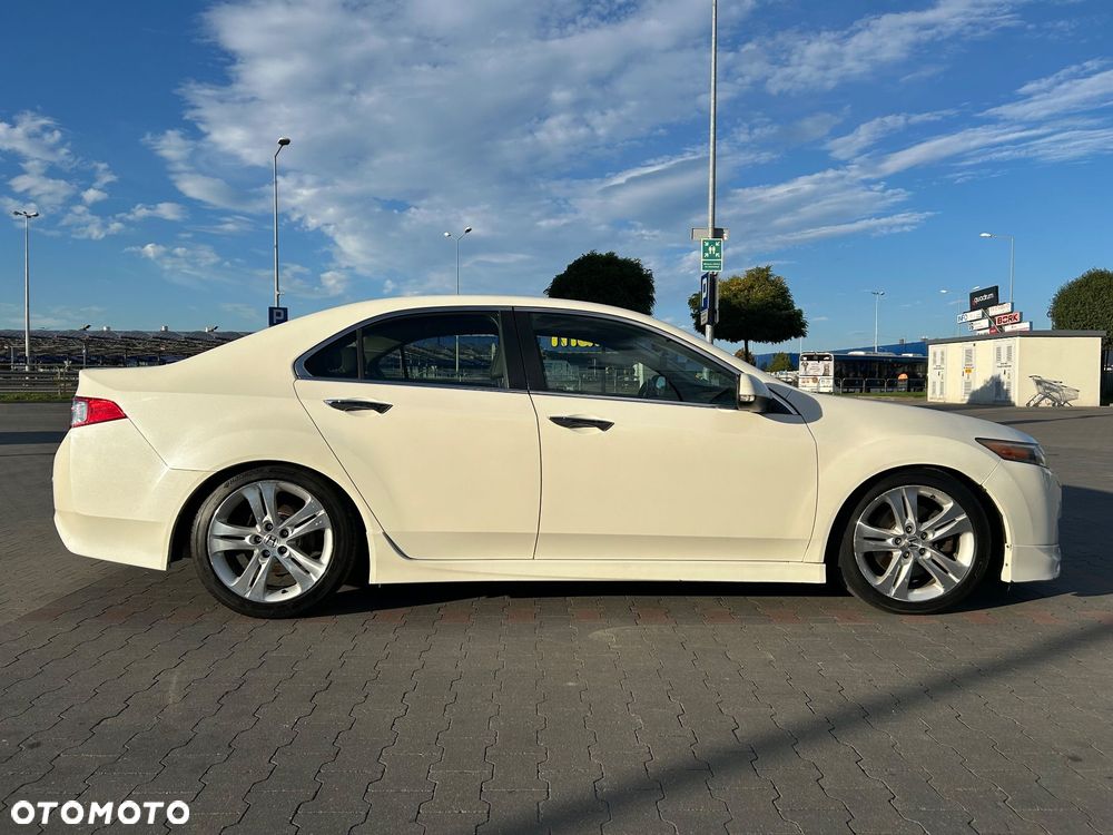 Honda Accord 2.4 Executive - 29