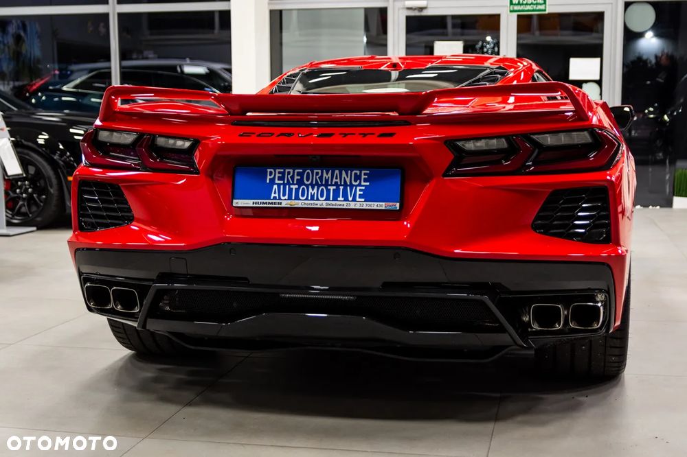 Chevrolet Corvette - 4