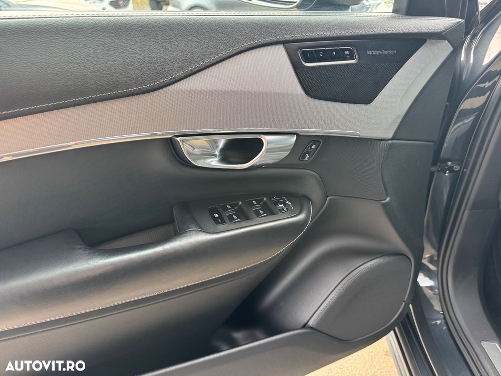 Volvo XC 90 D5 AWD Geartronic RDesign - 15