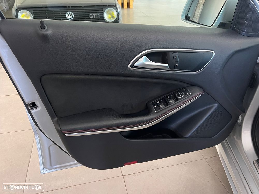 Mercedes-Benz A 180 CDI BE AMG Line - 16