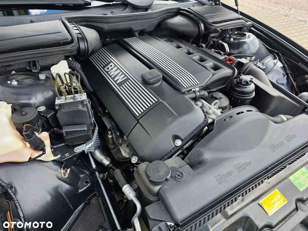 BMW Seria 5 - 34