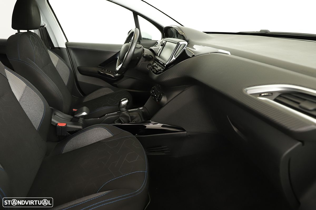 Peugeot 2008 1.2 PureTech Active - 20