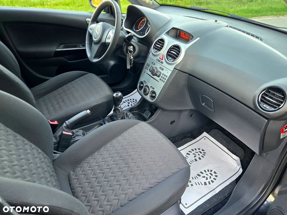 Opel Corsa 1.2 16V Enjoy - 15