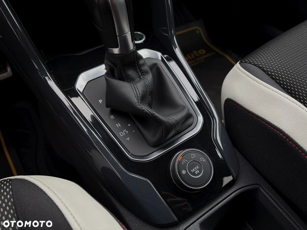 Volkswagen T-Roc 2.0 TSI OPF 4MOTION DSG Sport - 33