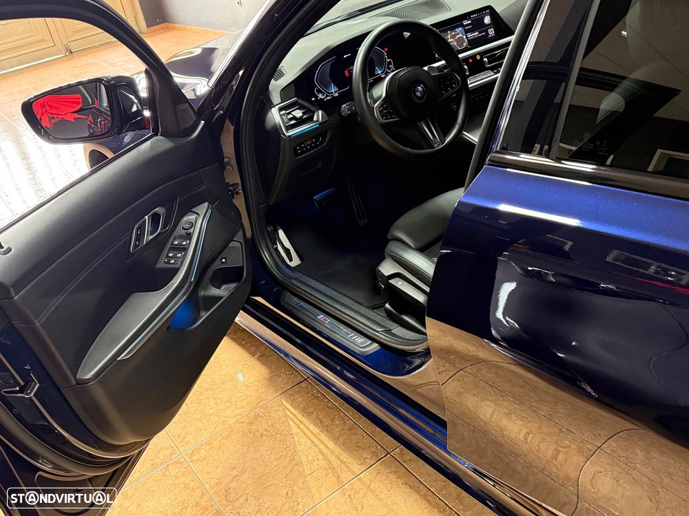 BMW 330 e Pack Desportivo M Auto - 8