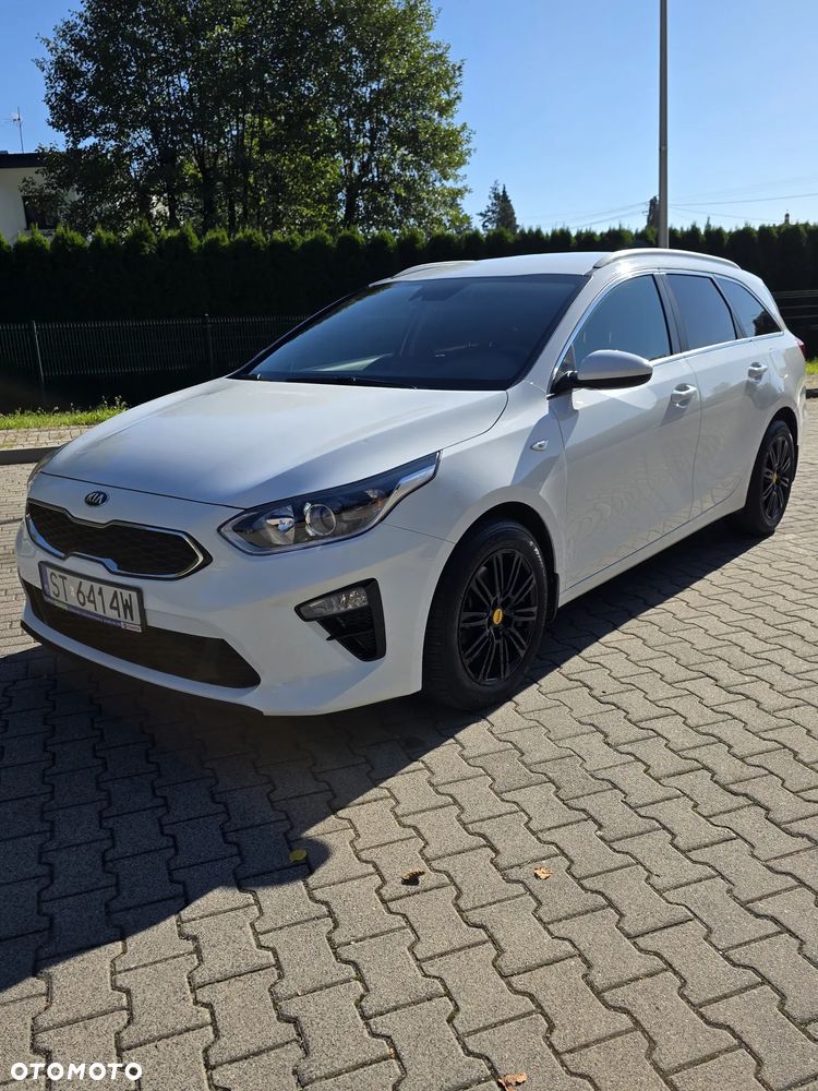Kia Ceed 1.6 CRDi mHEV M - 1