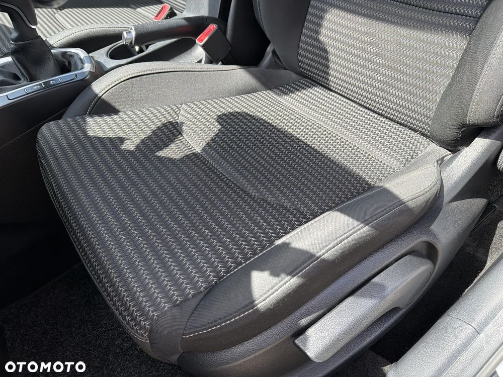 Kia XCeed 1.5 T-GDI M - 13