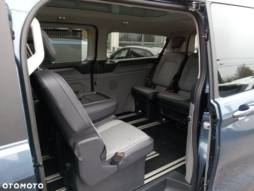 Ford Tourneo Custom - 6