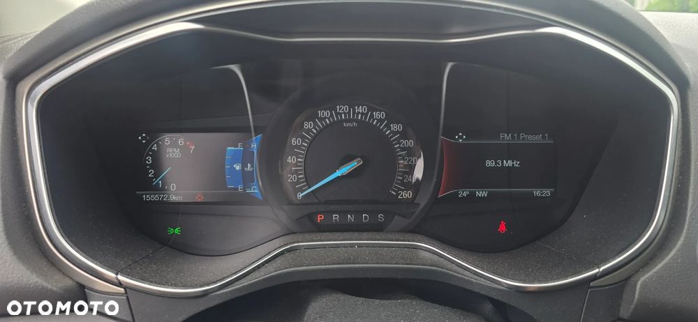 Ford Fusion - 25