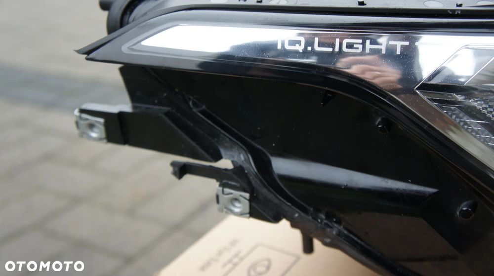 PRZEDNIA LEWA PRAWA LAMPA VW TIGUAN II ALLSPACE LIFT IQ LIGHT 5NN - 14