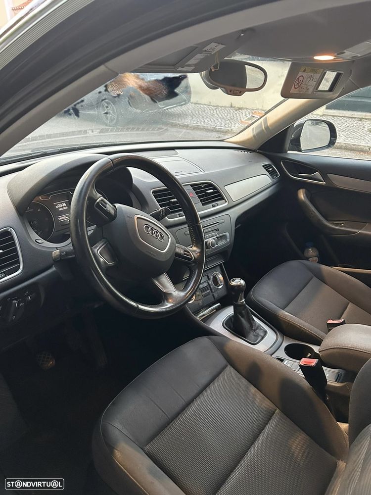 Audi Q3 2.0 TDI Business Line S-line - 7
