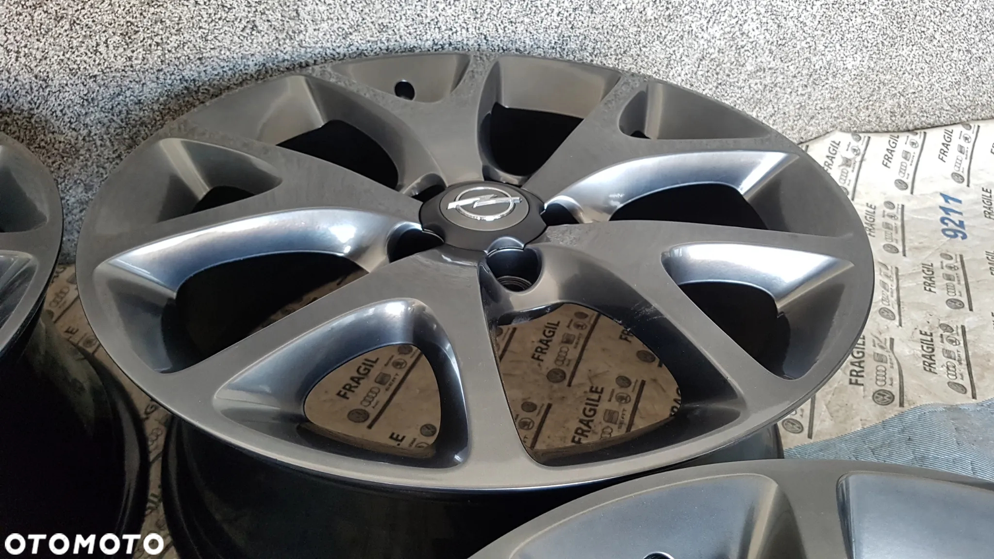 FELGI ALU ORYGINAŁ  OPEL CORSA ADAM 5X110 OPC 7,5jx18 ET47 - 7