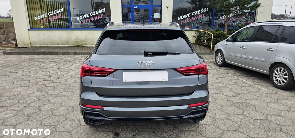 Audi Q3 35 TDI S tronic S line - 40