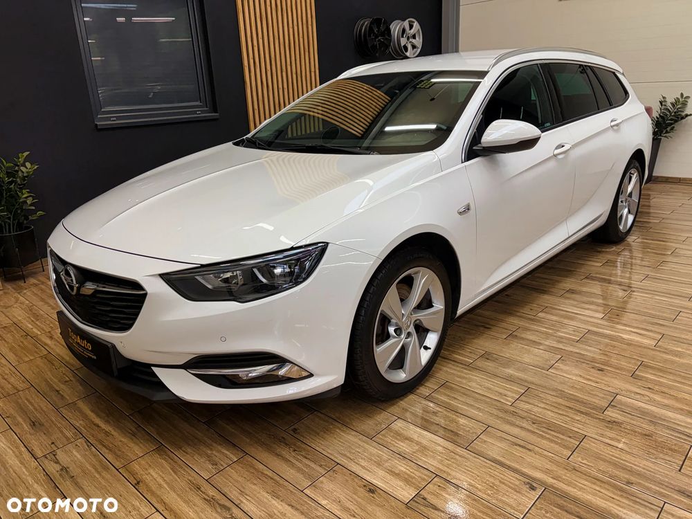 Opel Insignia - 12