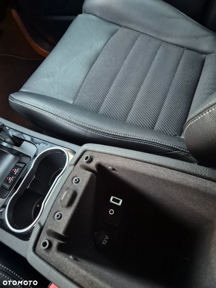 Ford Galaxy 2.0 TDCi Platinium X (Titanium) - 27