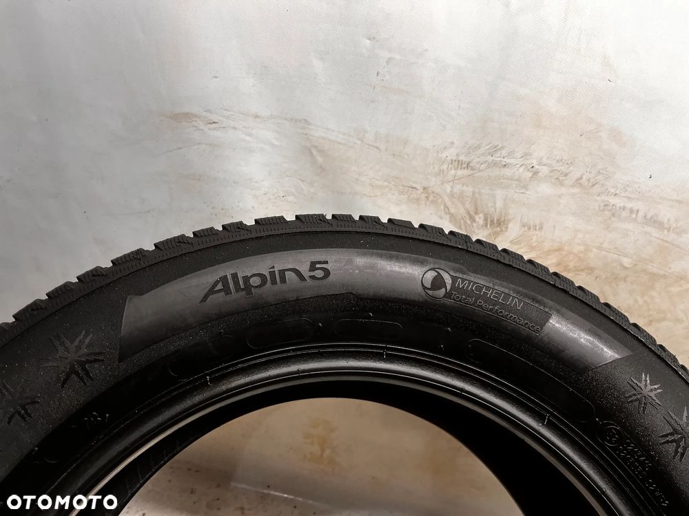 G-2495 205/60R16 96H MICHELIN APLN 5 - 4