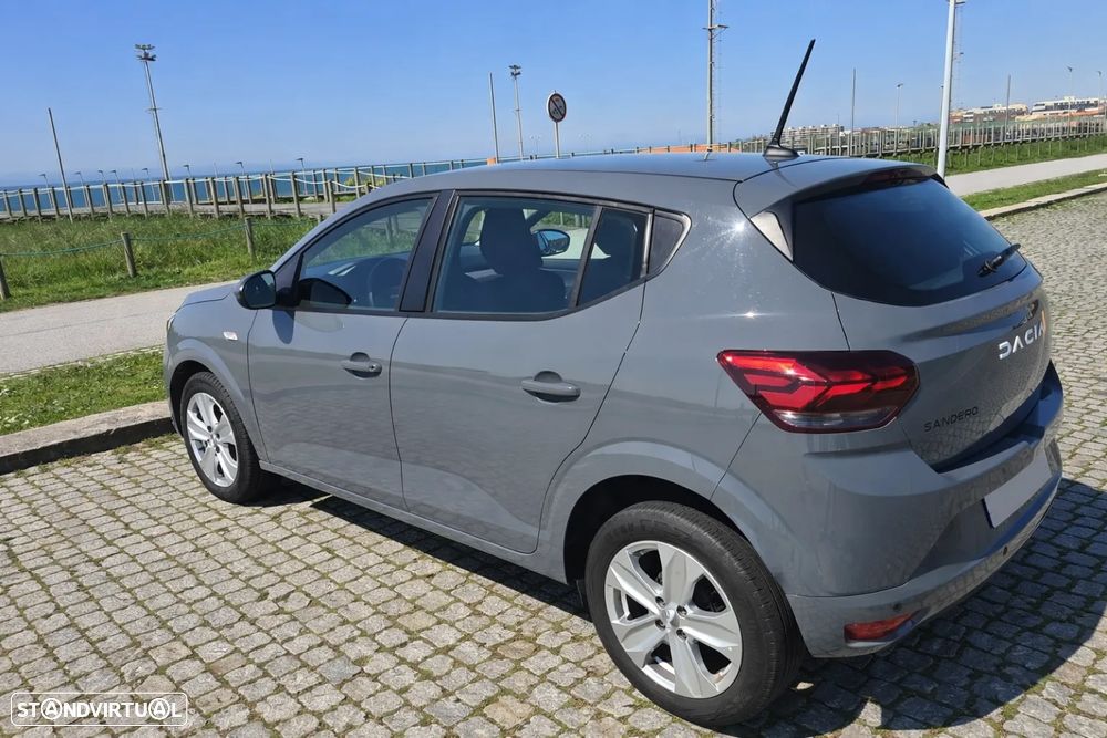 Dacia Sandero - 3