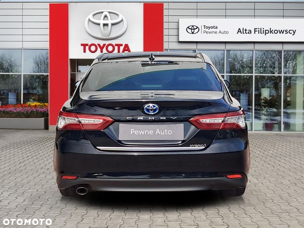 Toyota Camry 2.5 Hybrid Executive CVT - 9