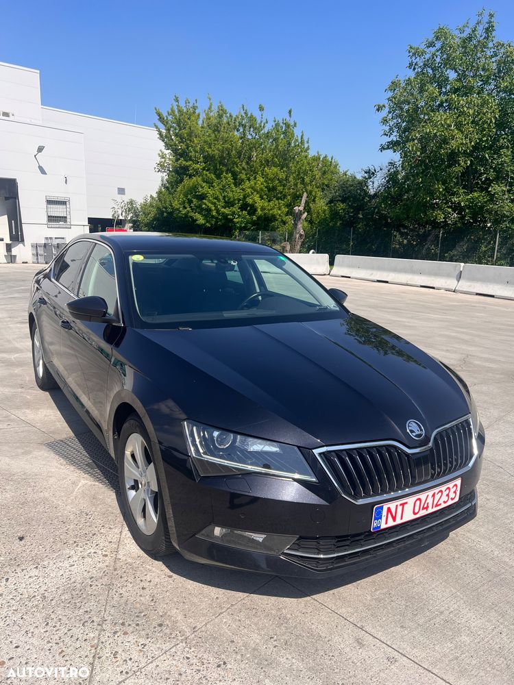Skoda Superb 2018 photo 3