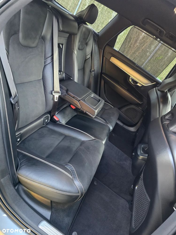 Volvo V90 D4 Geartronic R Design - 23
