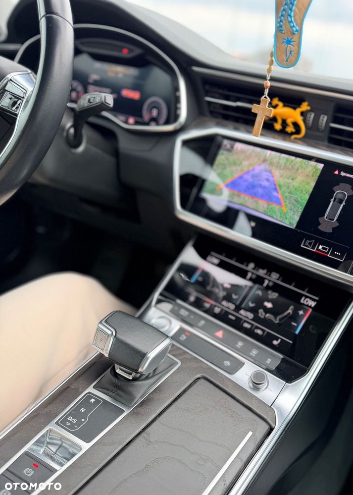 Audi A6 Avant 40 TDI quattro S tronic - 12